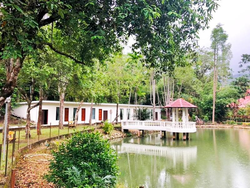 Eco Capsule Resort At Teluk Bahang, Penang Batu Feringgi Exteriér fotografie